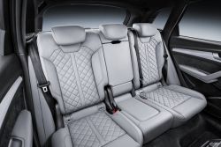 Ještě sportovnější a mnohostrannější: Přichází druhá generace modelu Audi Q5