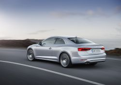 Premiéra nového Audi A5 Coupé hitem Legend